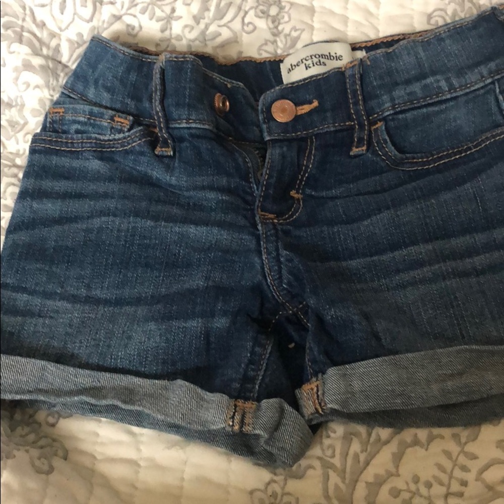 Girls Abercrombie jean shorts size 7/8